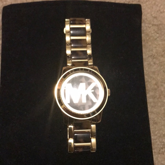 Watches - Picture 6 of 8